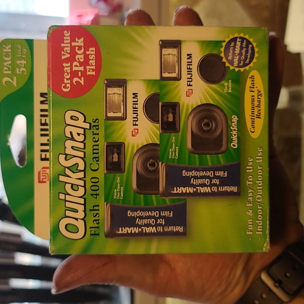 Quicksnap flash 400 cameras
